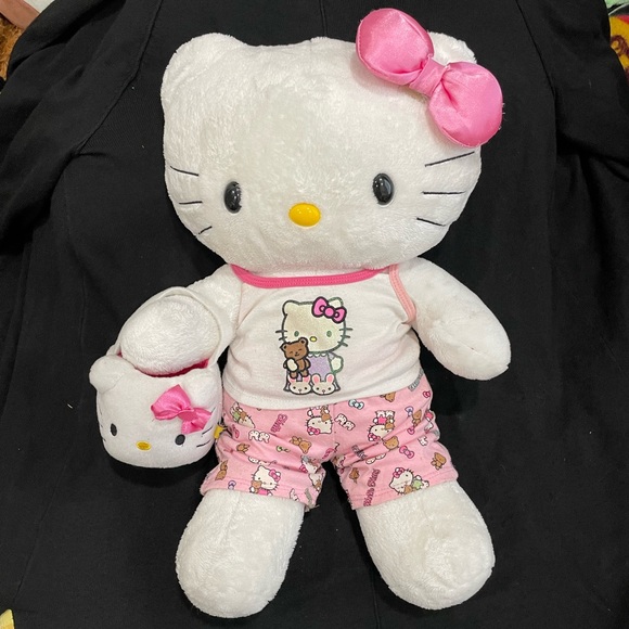 BuildABear Toys Rare 200s Hello Kitty Buildabear Poshmark